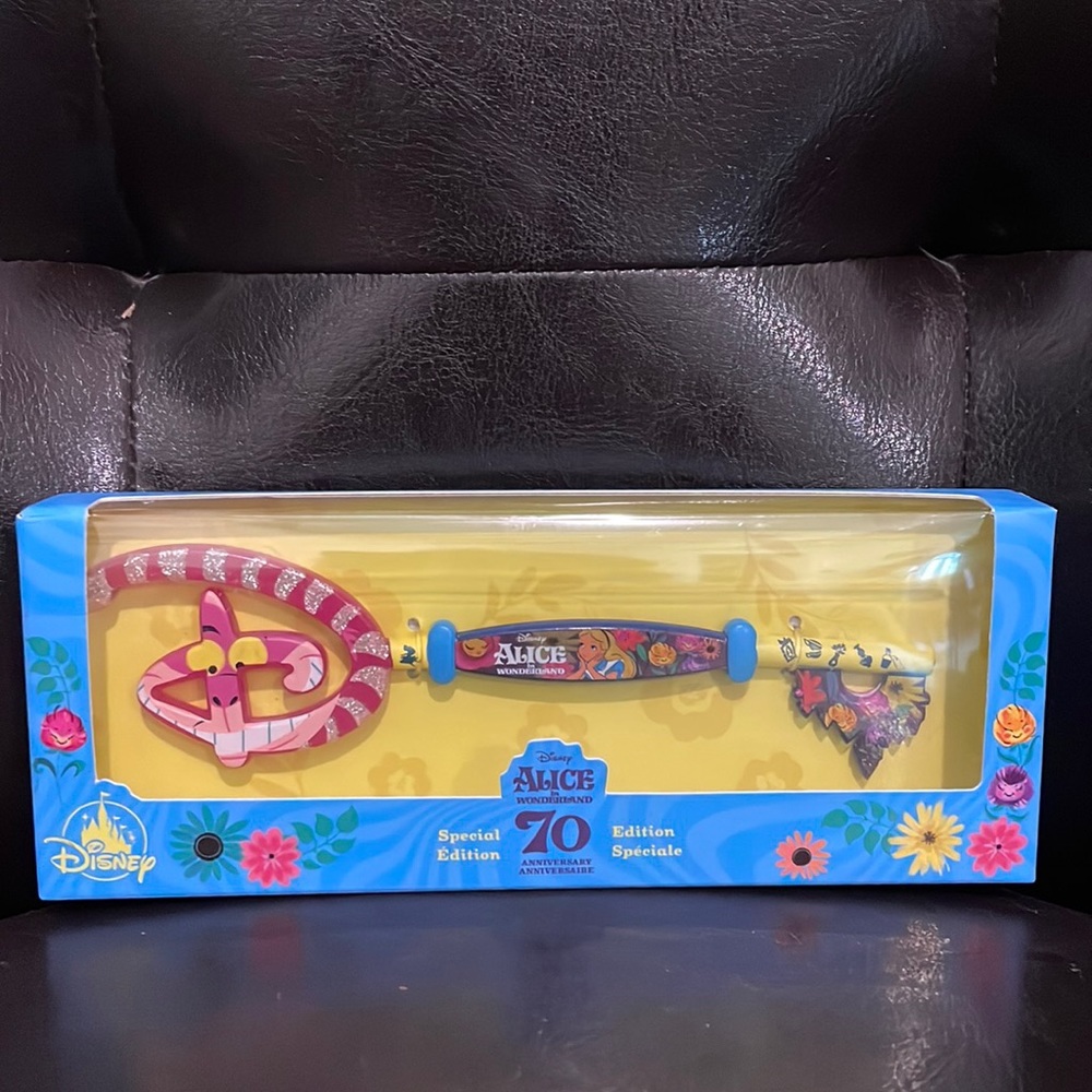 Alice in Wonderland Special Edition 70th Anniversary Key